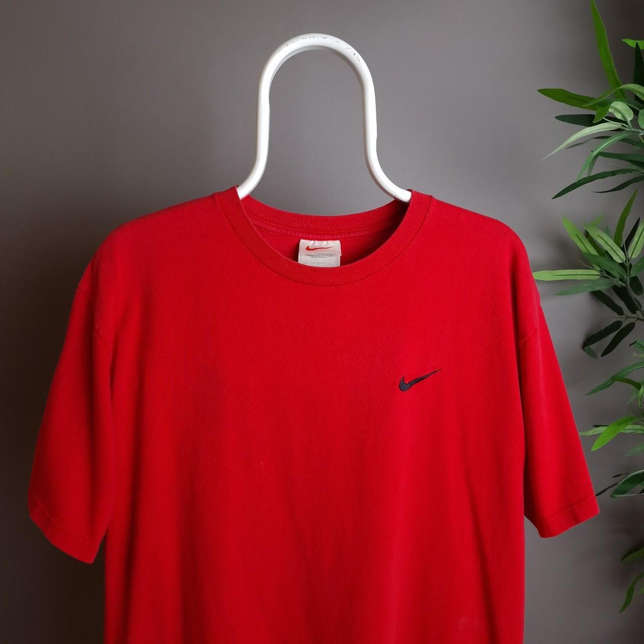 Vintage 90s Nike t-shirt - medium