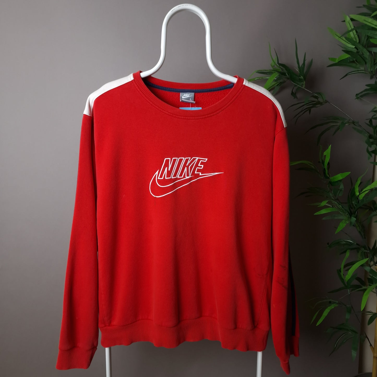 00s Nike spellout sweatshirt in red - large