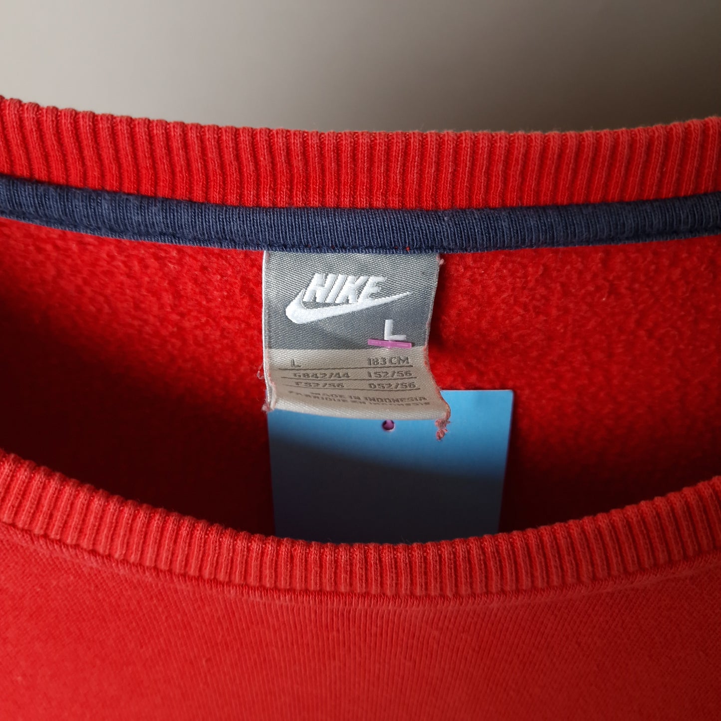 00s Nike spellout sweatshirt in red - large