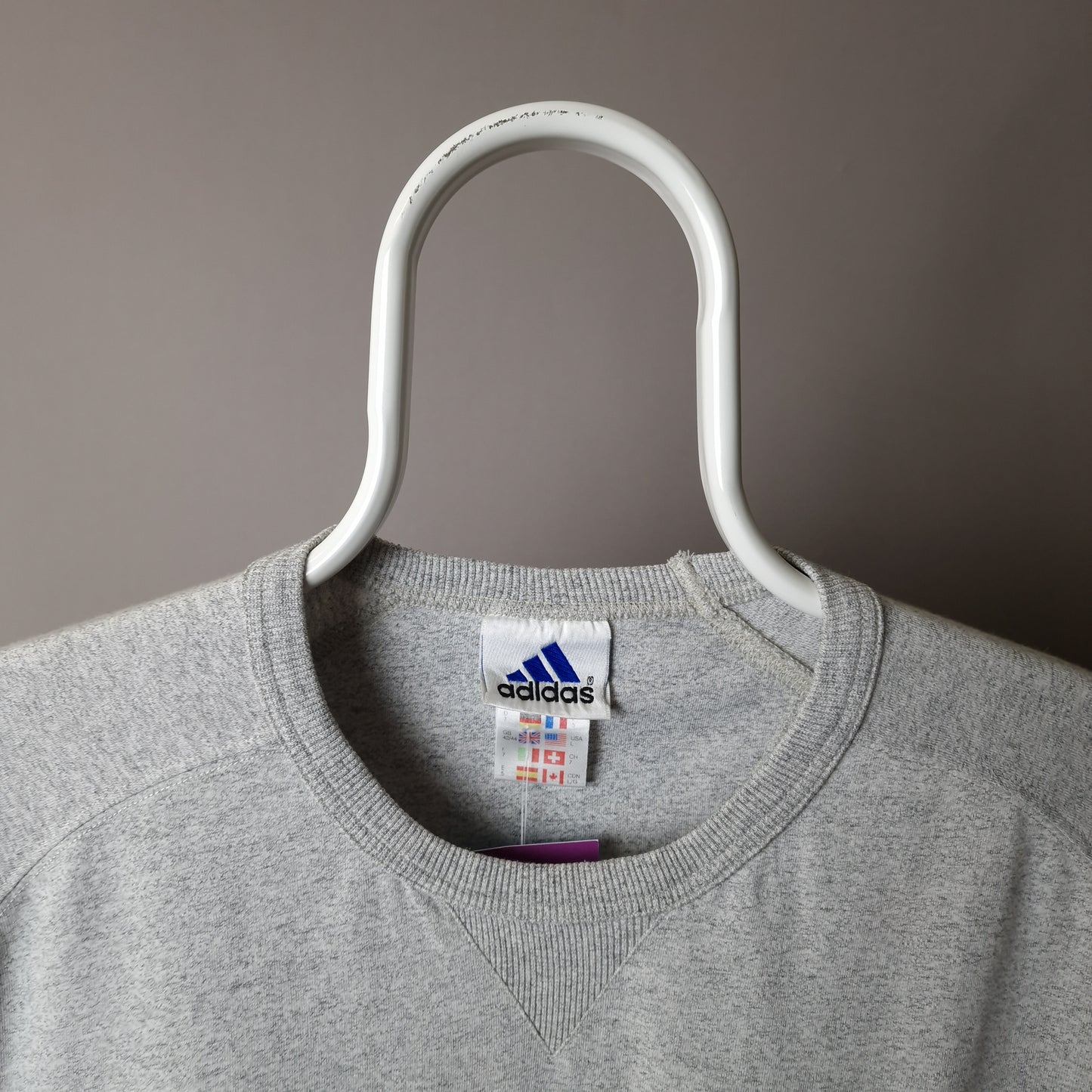 Vintage Adidas t-shirt in grey and blue - large
