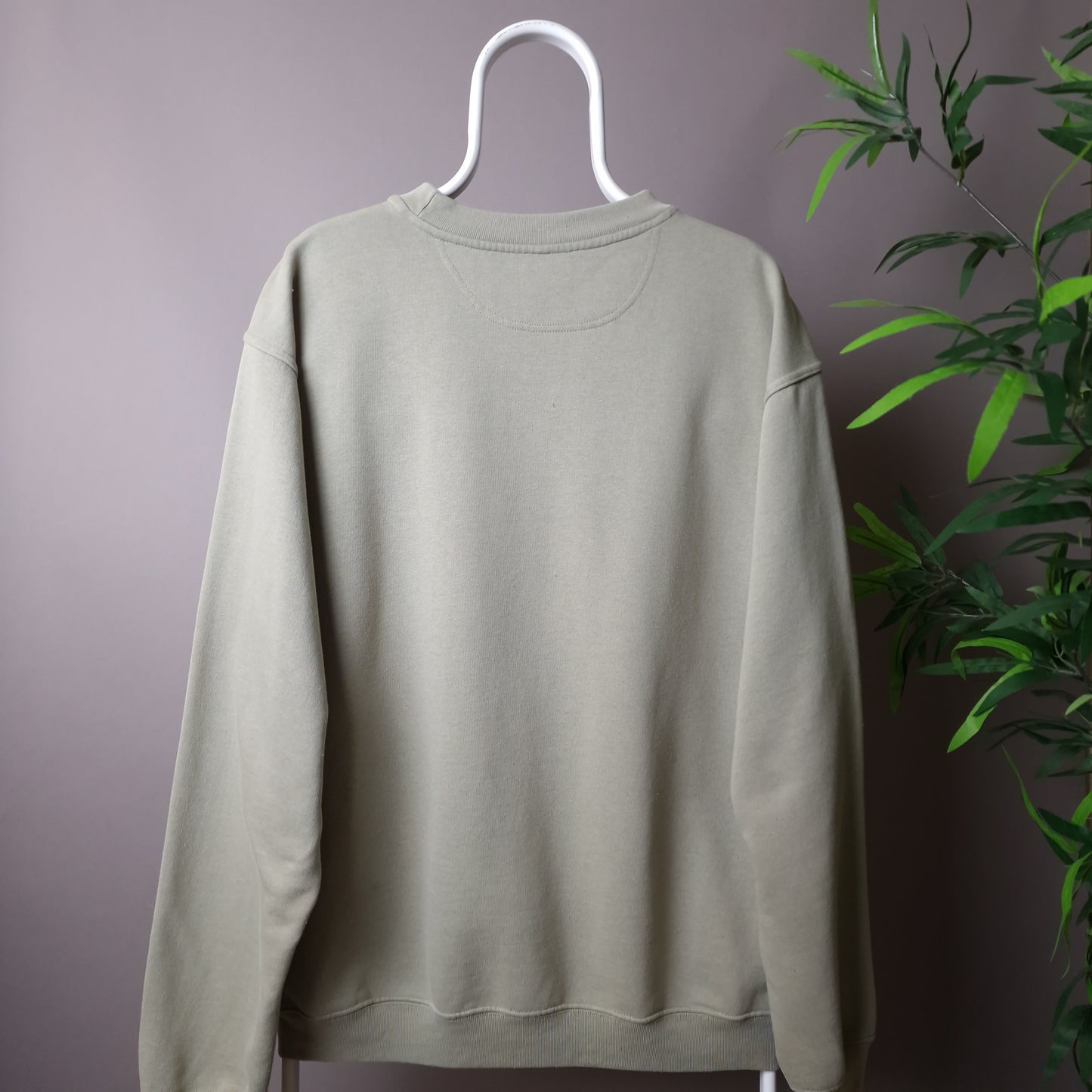 Vintage Nike sweatshirt in pastel green - large