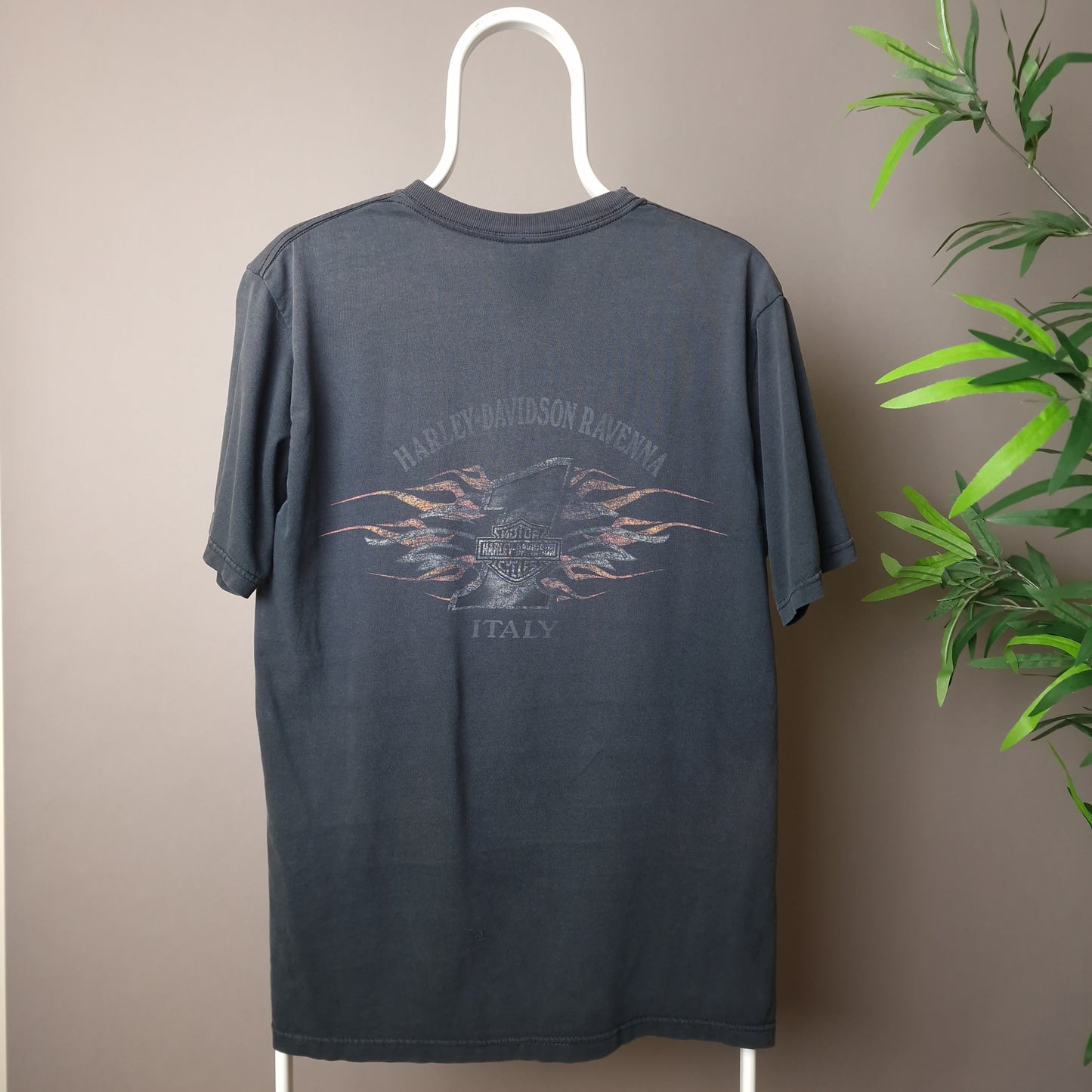 Vintage Harley Davidson faded t-shirt in black - medium