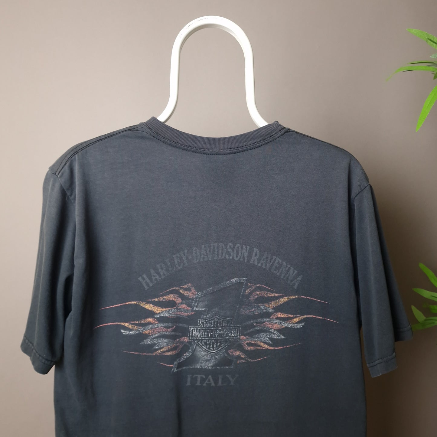 Vintage Harley Davidson faded t-shirt in black - medium