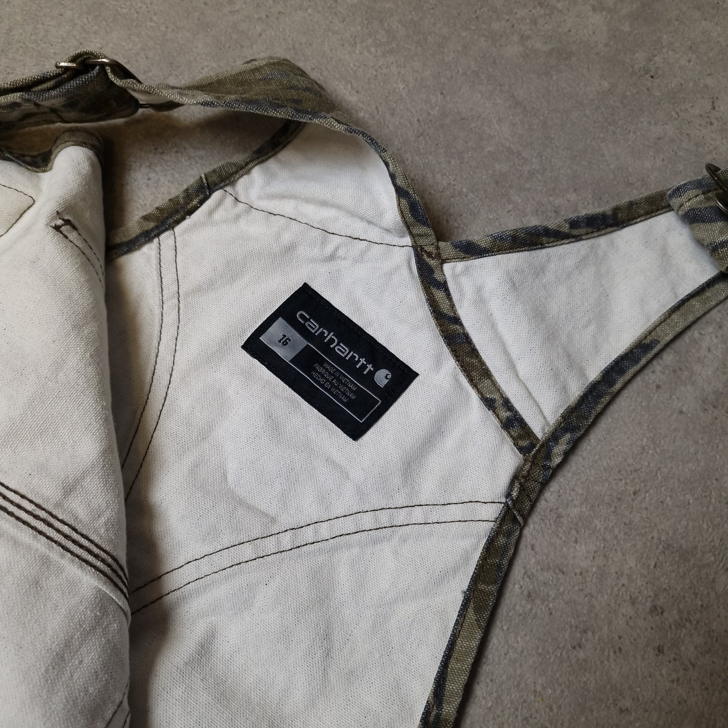 Carhartt quilted real tree dungarees - small
