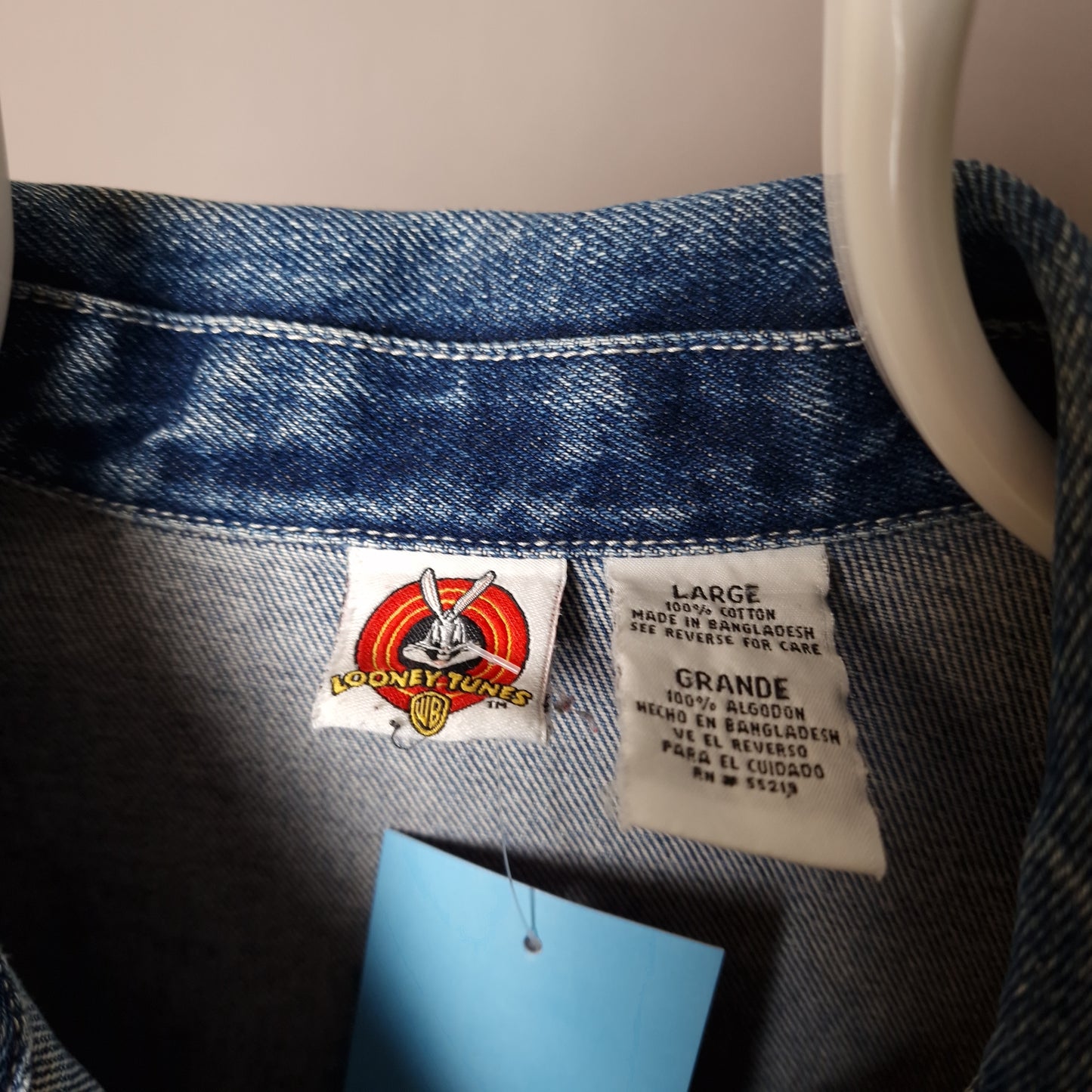 Vintage Looney Tunes denim jacket - women's M/L