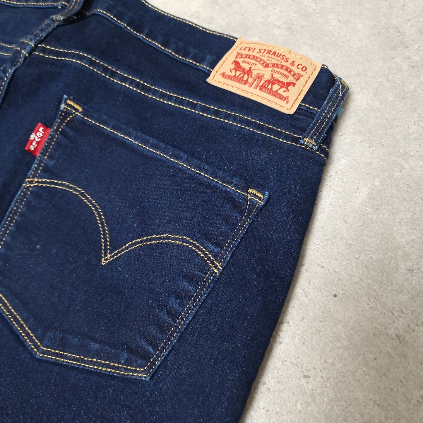 Levi's denim shorts - 31"