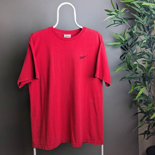 Vintage 90s Nike t-shirt - medium
