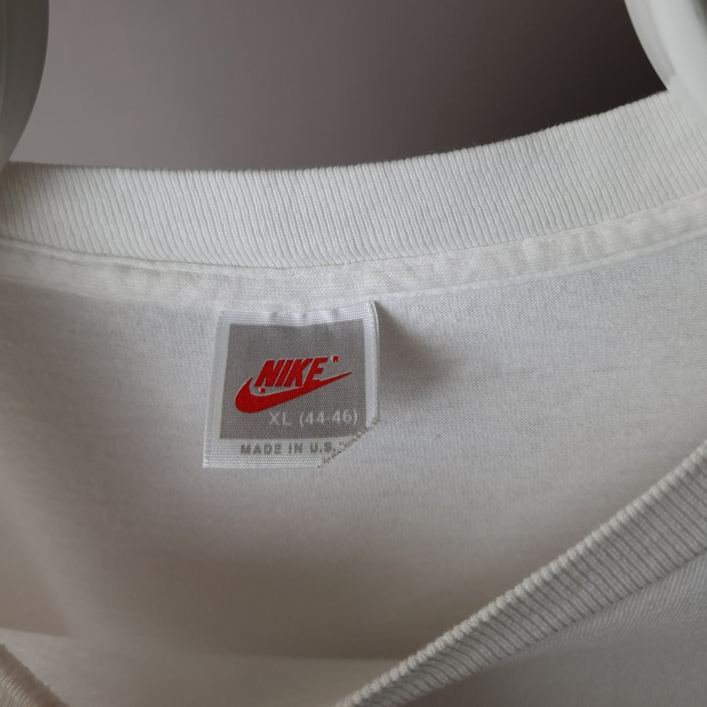 Rare Nike 1989 graphic t-shirt in white - XL