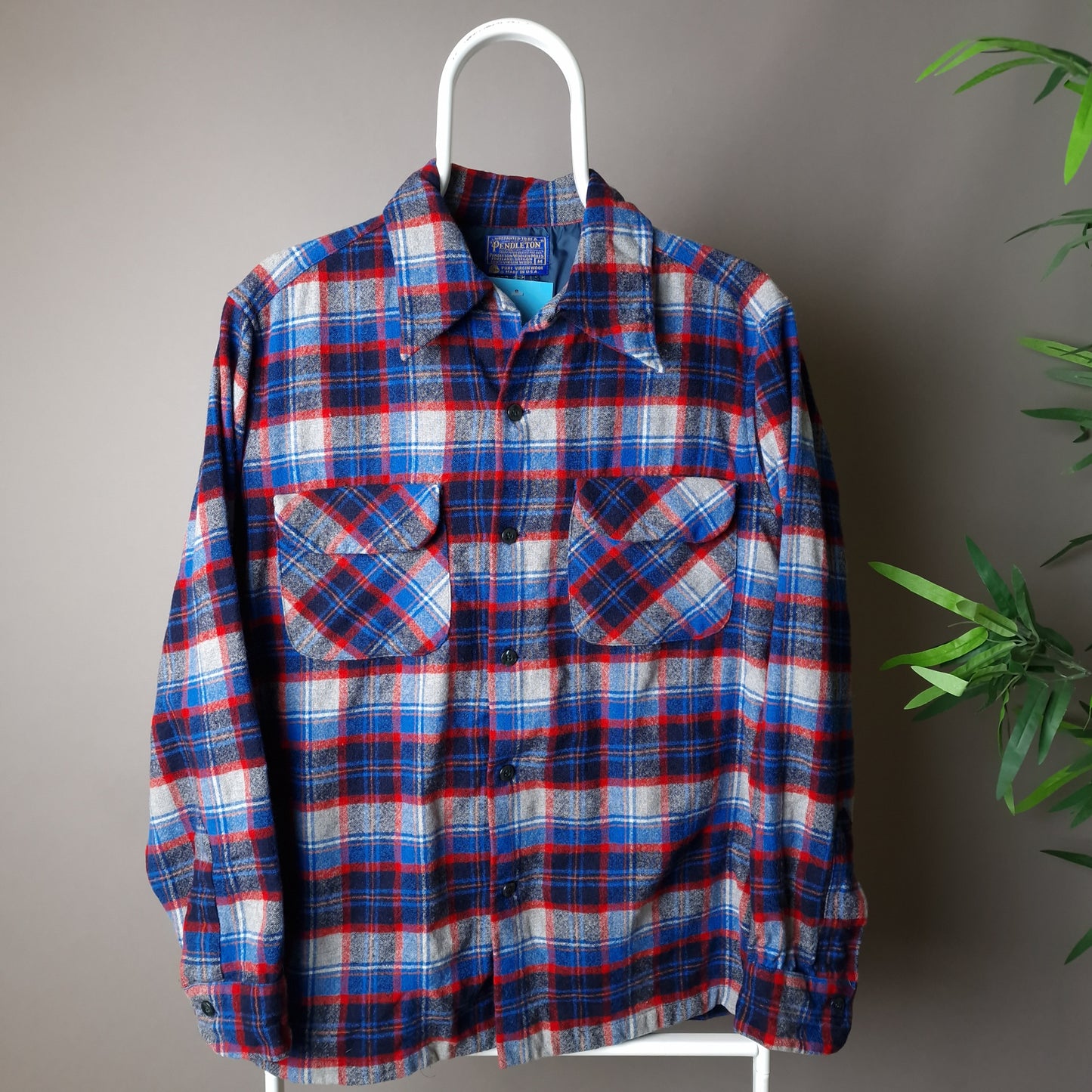 Vintage Pendleton shirt in blue grey and red - medium