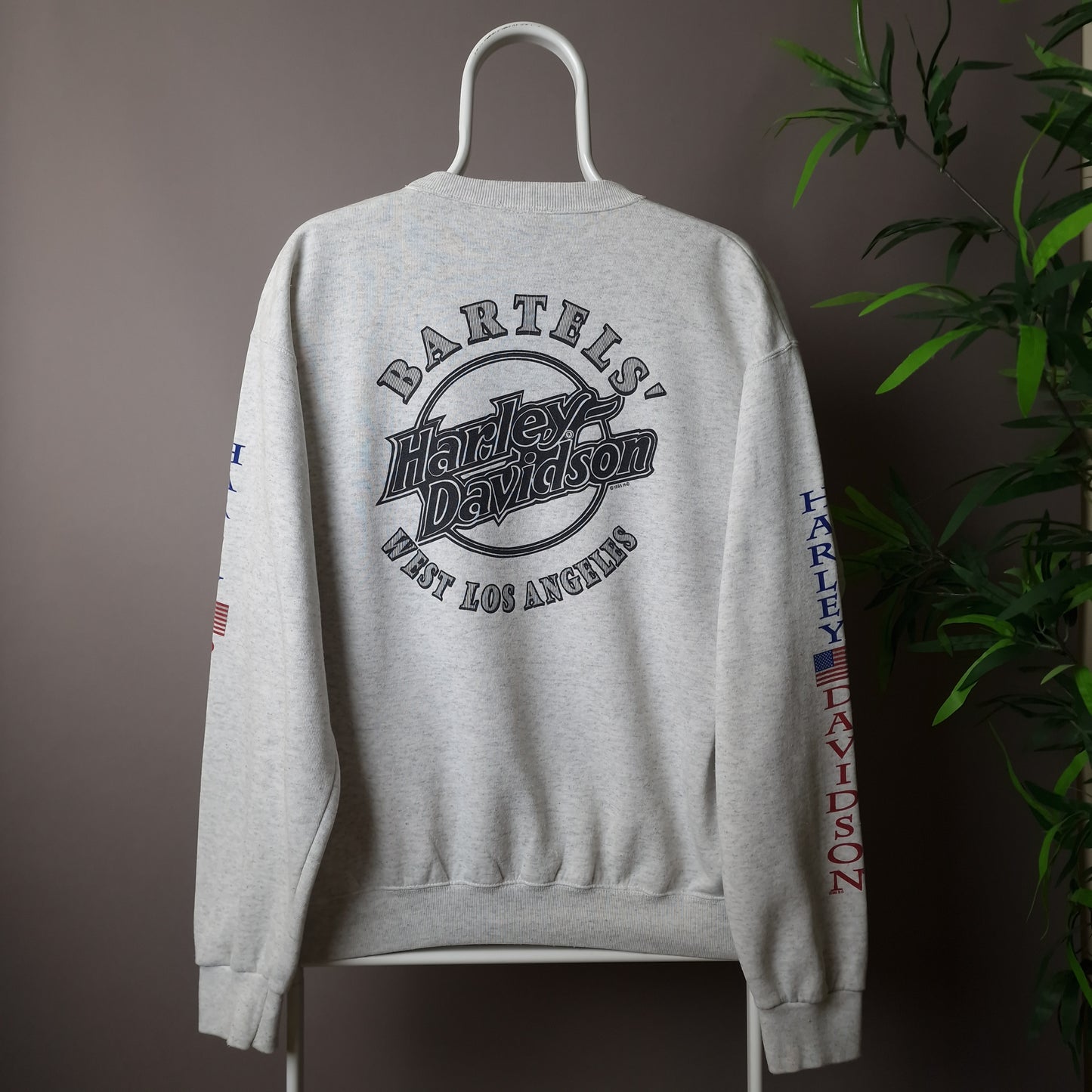 Vintage Harley Davidson sweatshirt in grey - medium