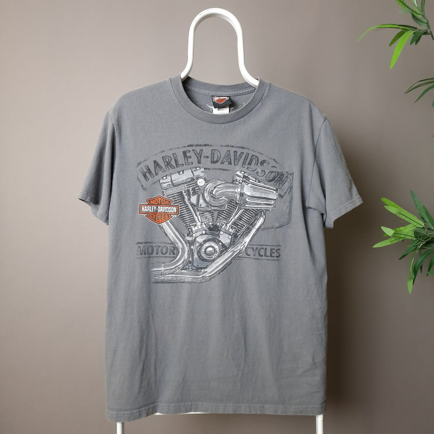 Vintage Harley Davidson t-shirt in grey - small