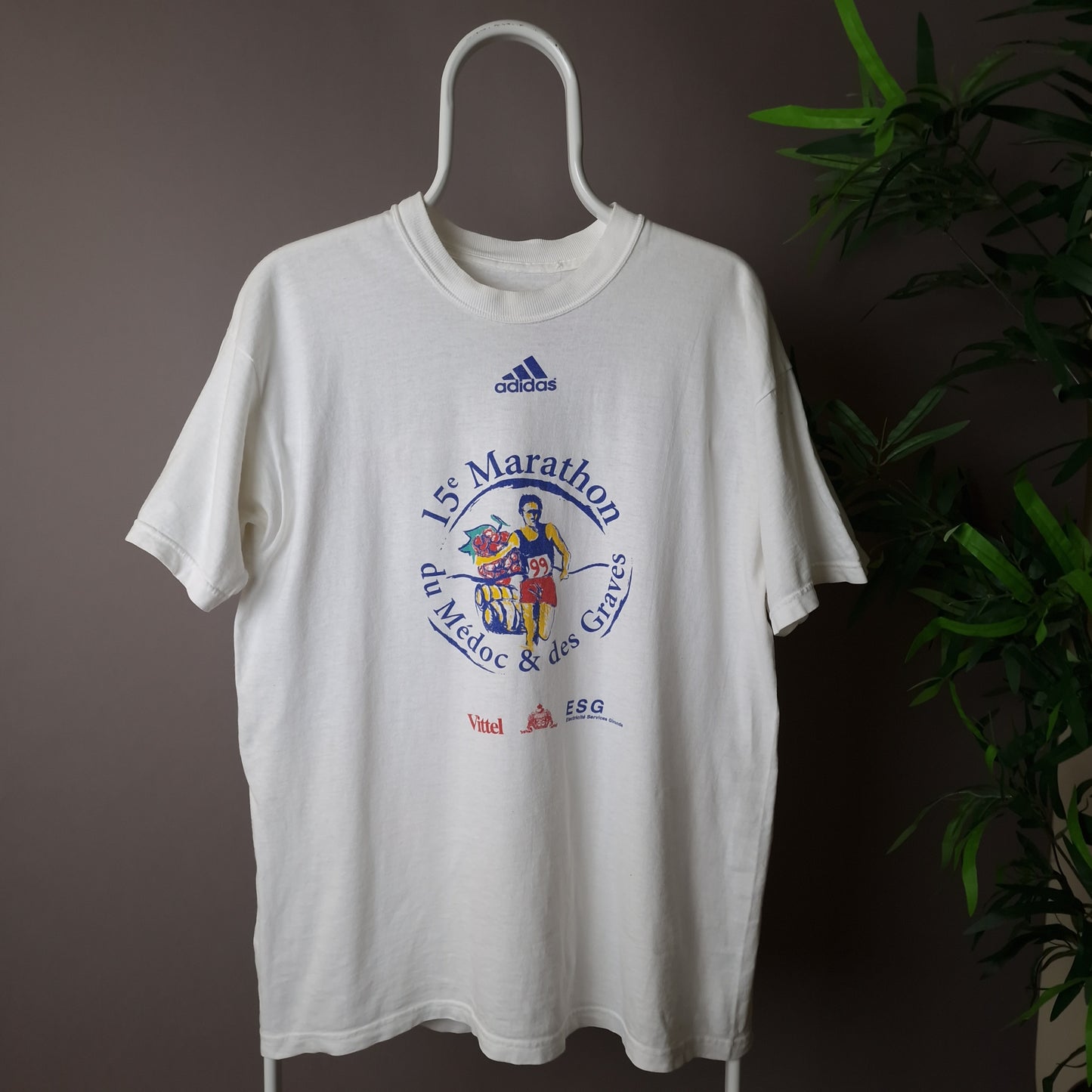 Vintage 1999 Adidas marathon t-shirt in white - large