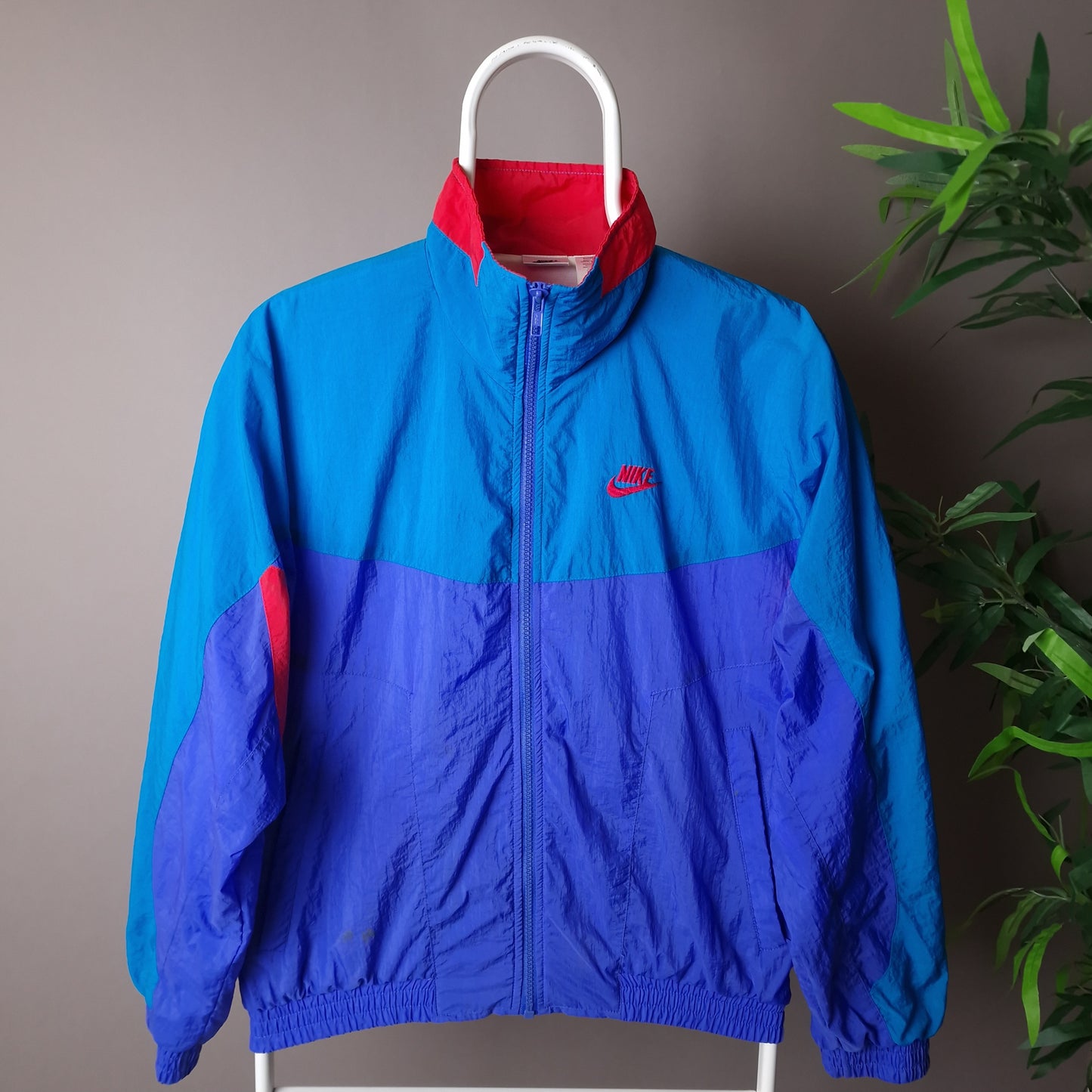 90s Nike windbreaker in blue purple and red - small