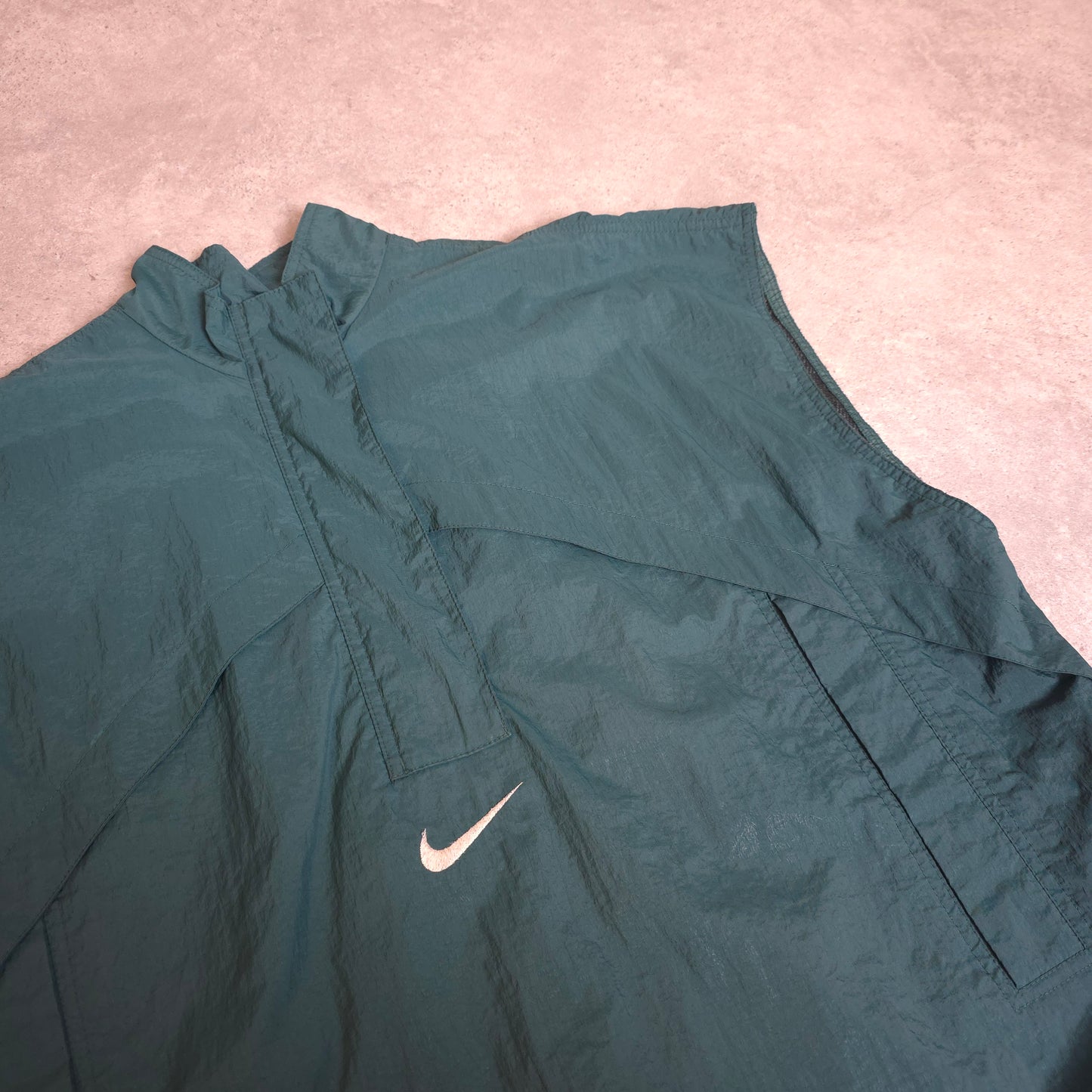vintage 90s Nike windbreaker gilet in green - large