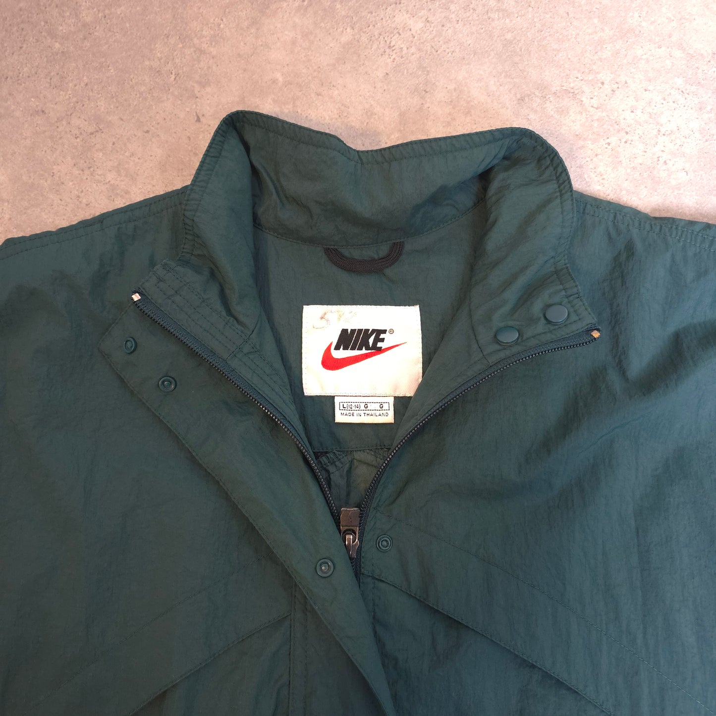 vintage 90s Nike windbreaker gilet in green - large