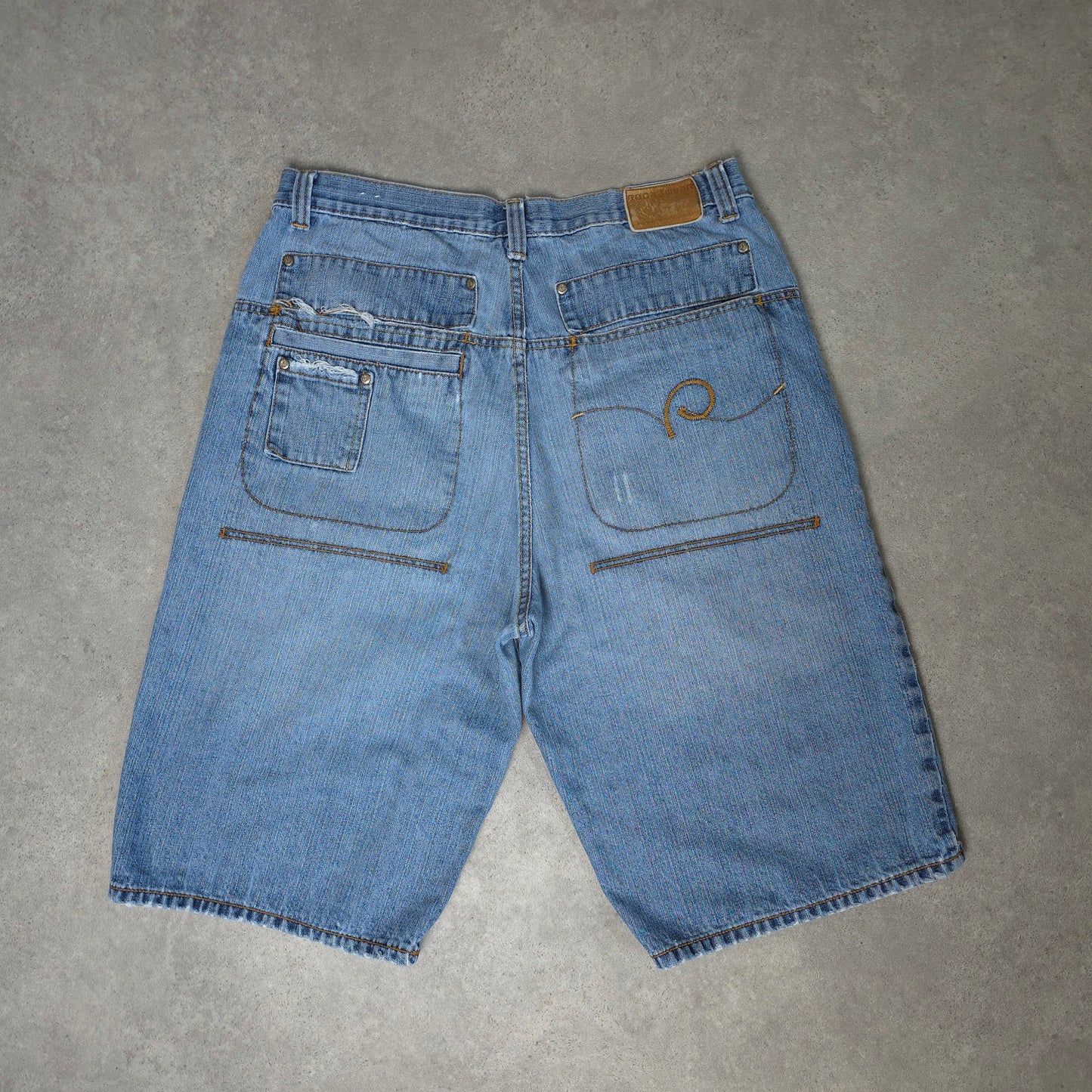 vintage Roca wear baggy y2k distressed jorts - 36 inch waist