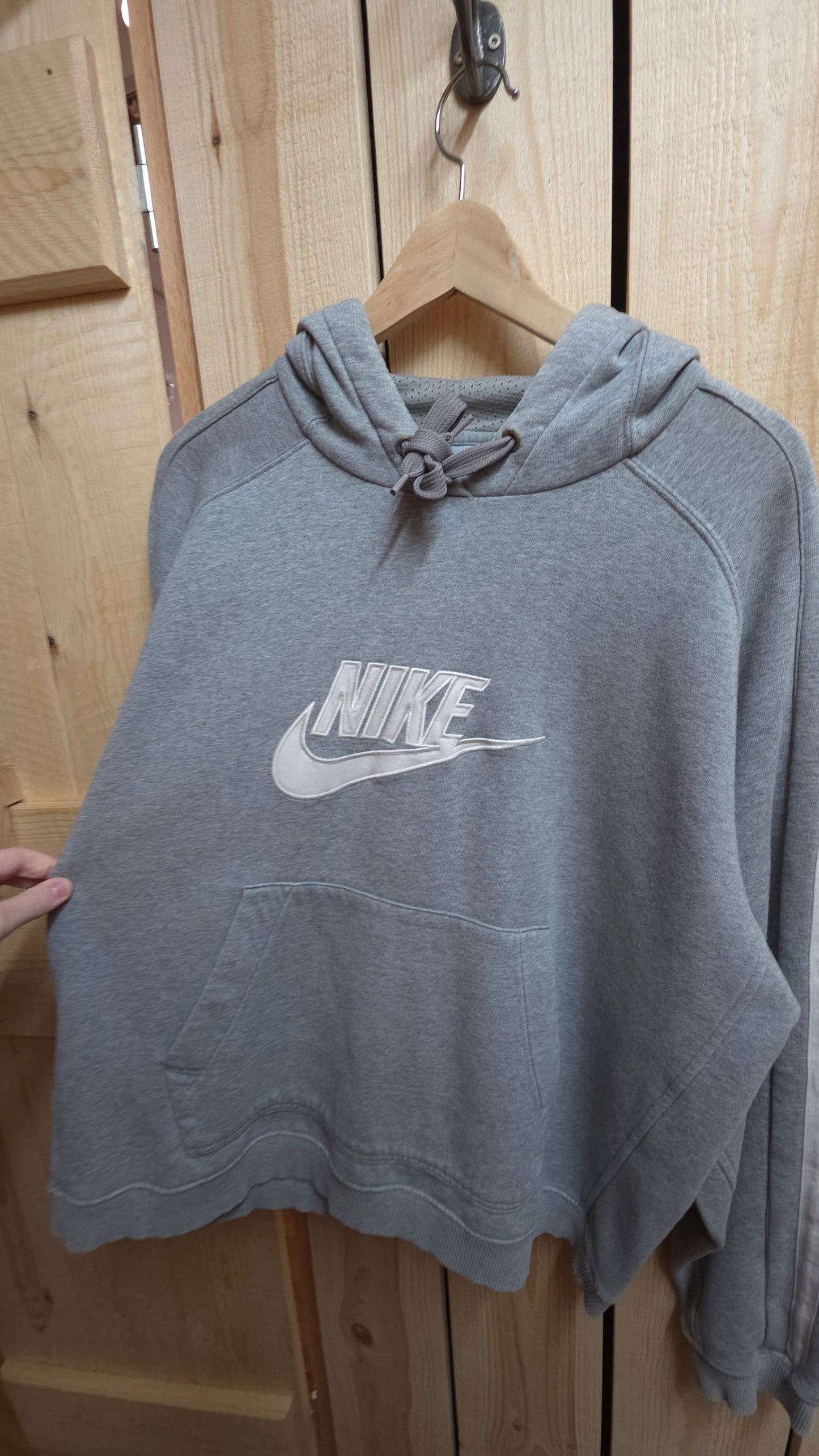vintage 00s nike spellout hoodie in grey boxy fit - large