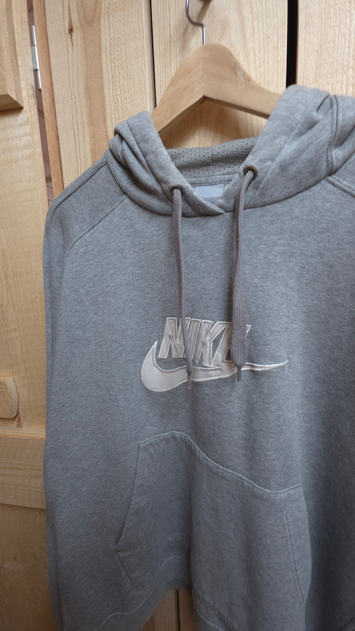 vintage 00s nike spellout hoodie in grey boxy fit - large
