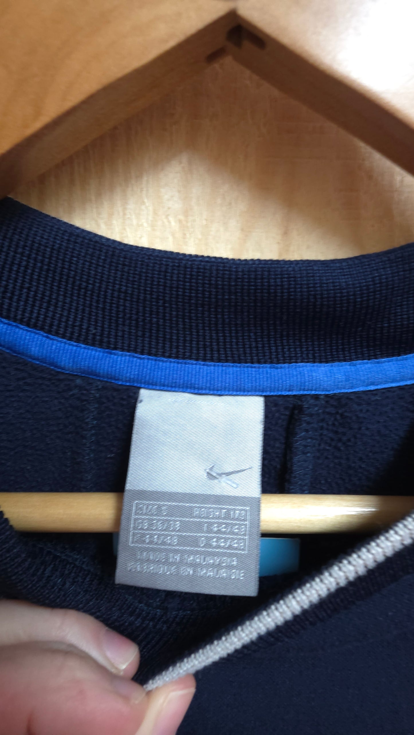vintage 00 Nike athletic sweatshirt in blue - XS
