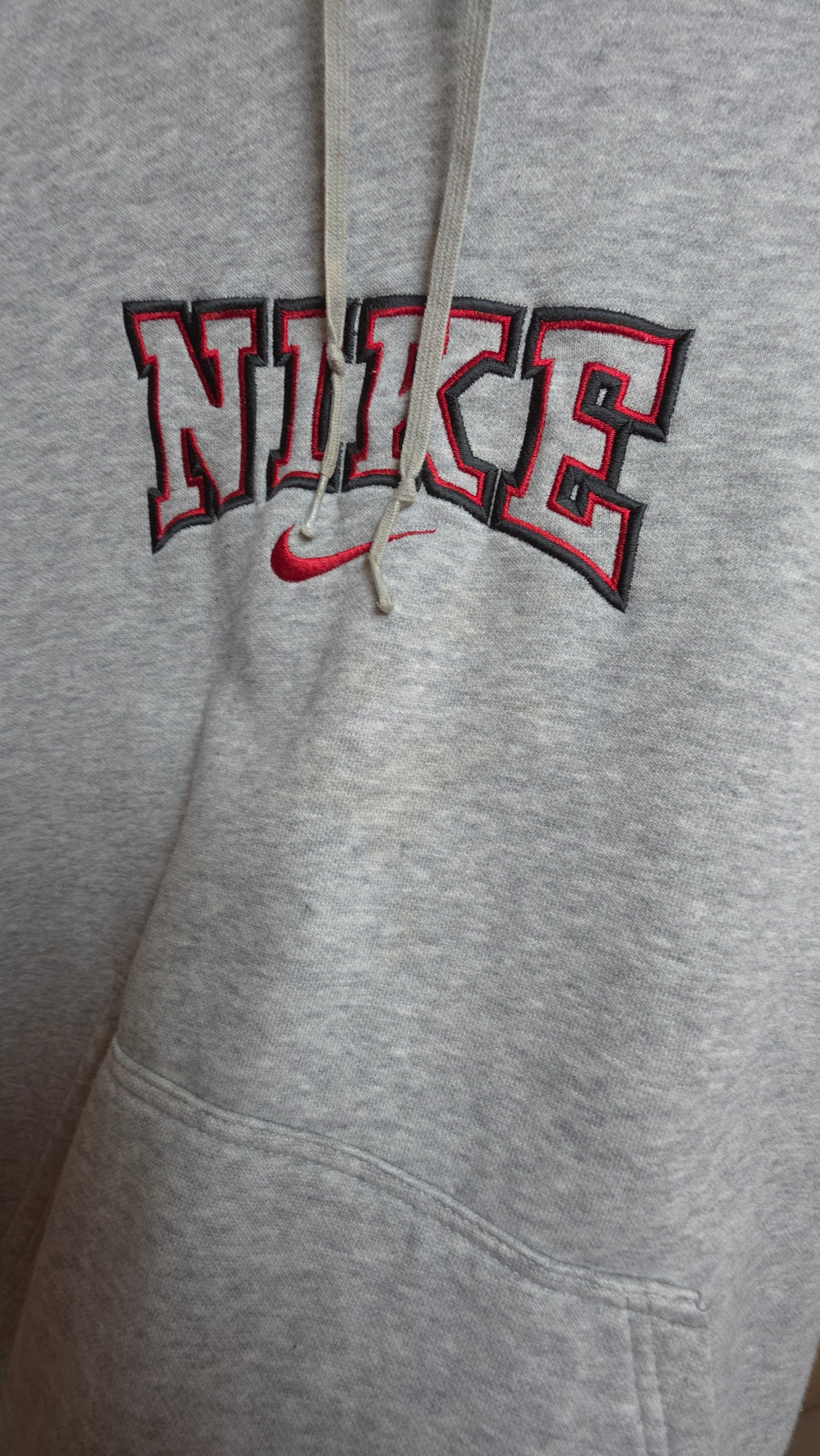 vintage 00s Nike spellout hoodie in grey and red - medium