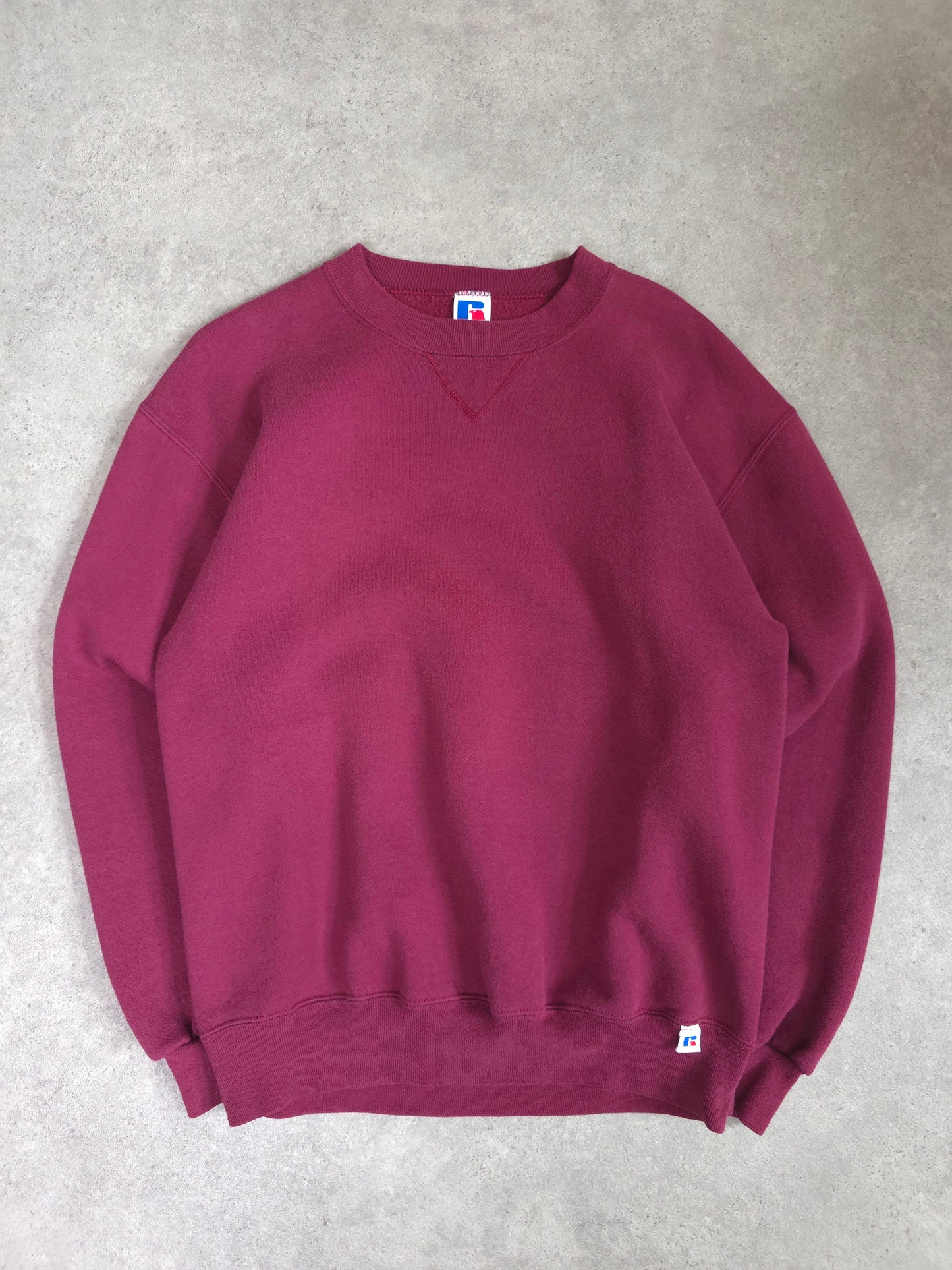 vintage russell athletic blank sweatshirt in burgundy - medium