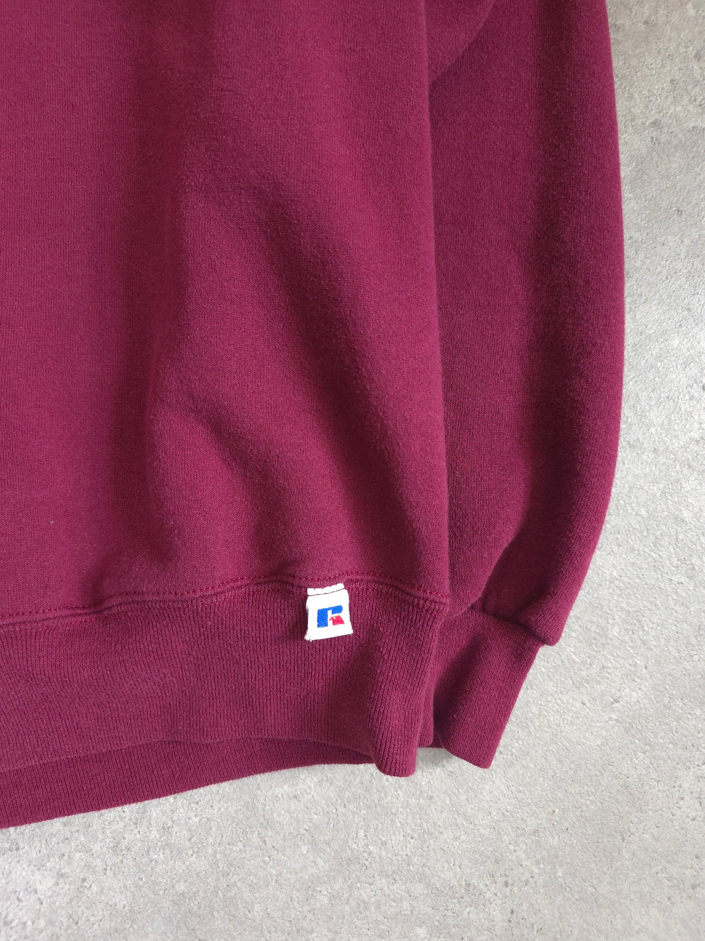 vintage russell athletic blank sweatshirt in burgundy - medium