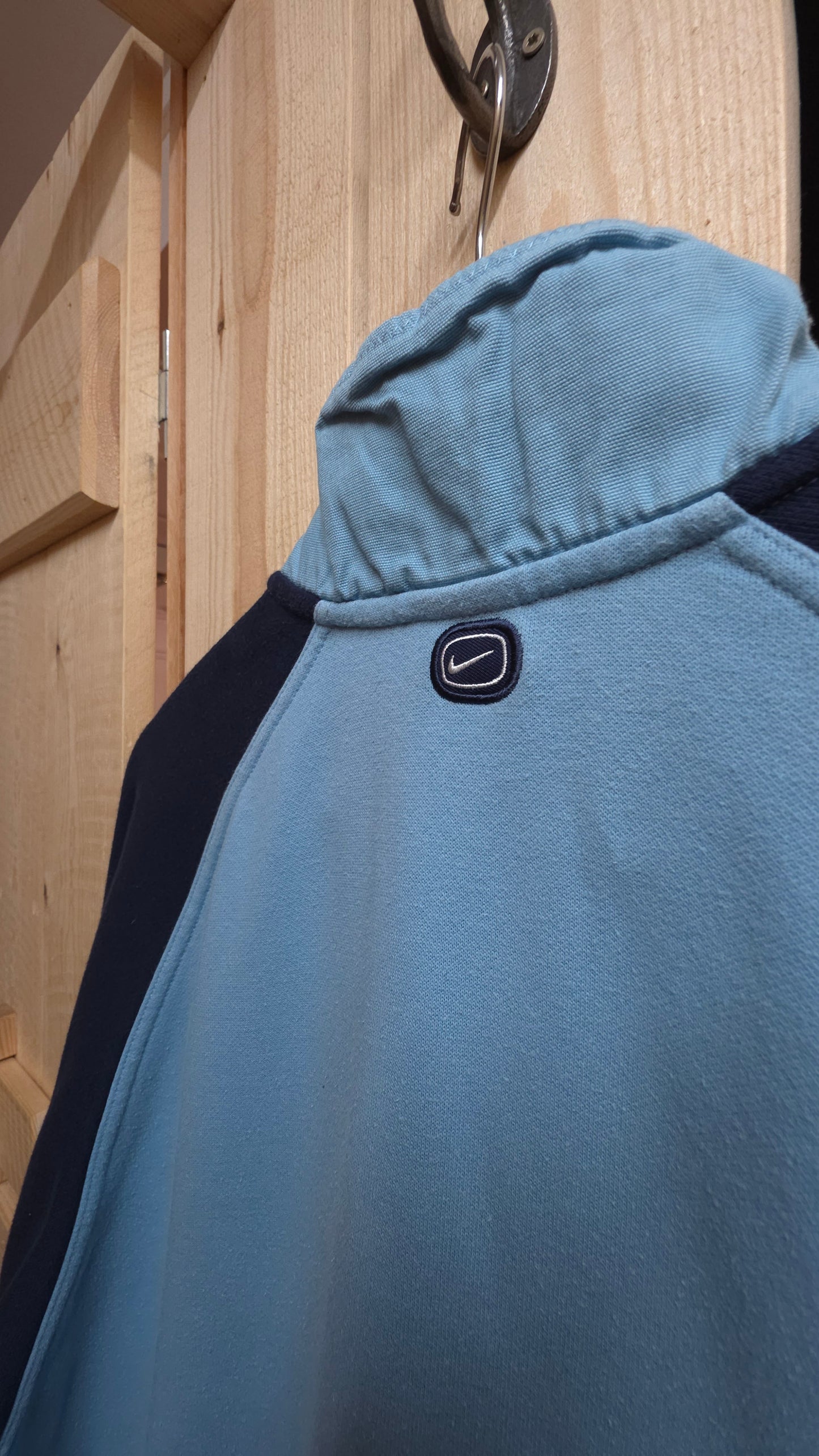 Vintage 00s Nike zip up sweatshirt in baby blue and navy - size large
