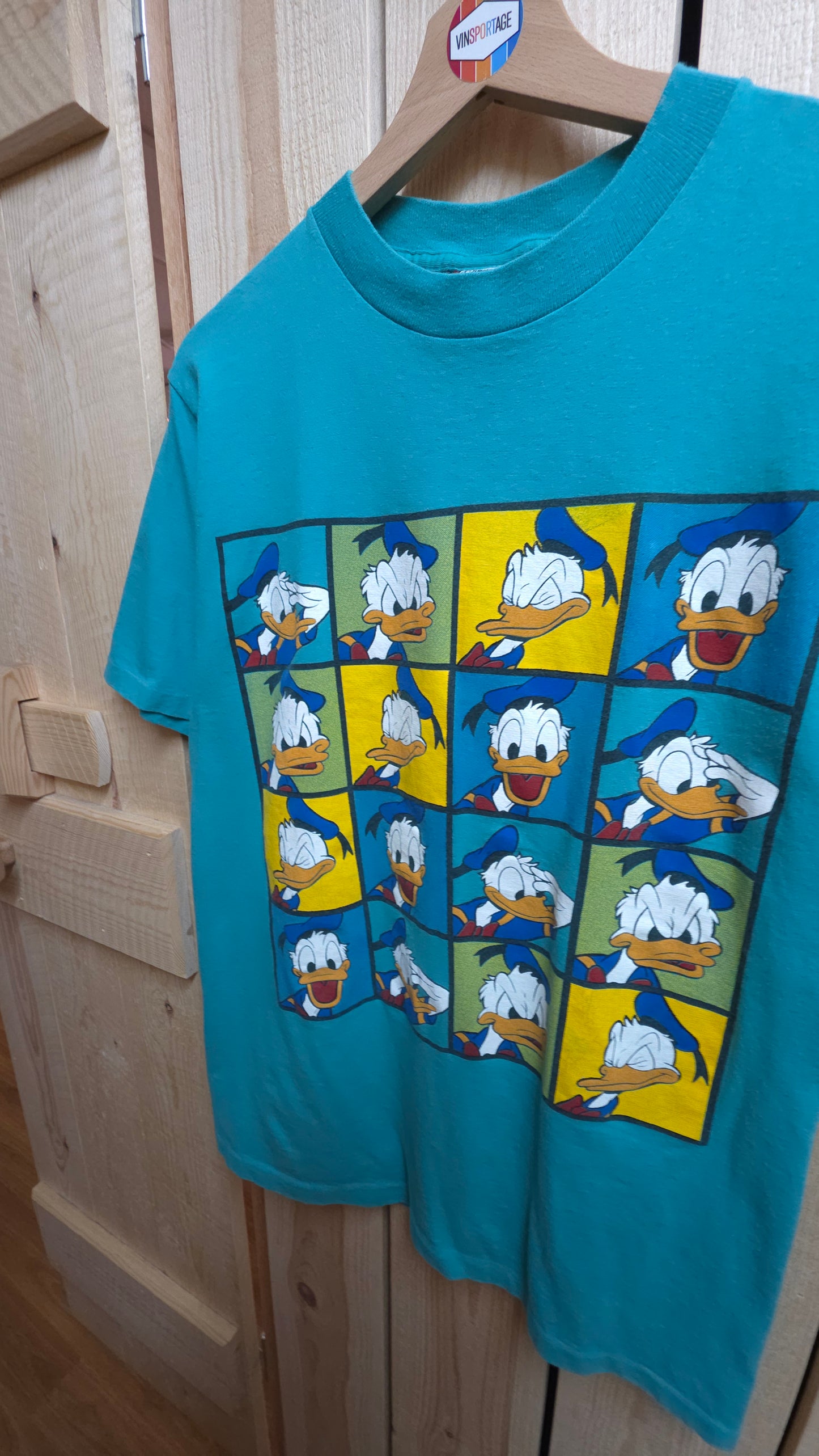 Vintage Disney designs donald duck single stitch t-shirt in turquoise - size small