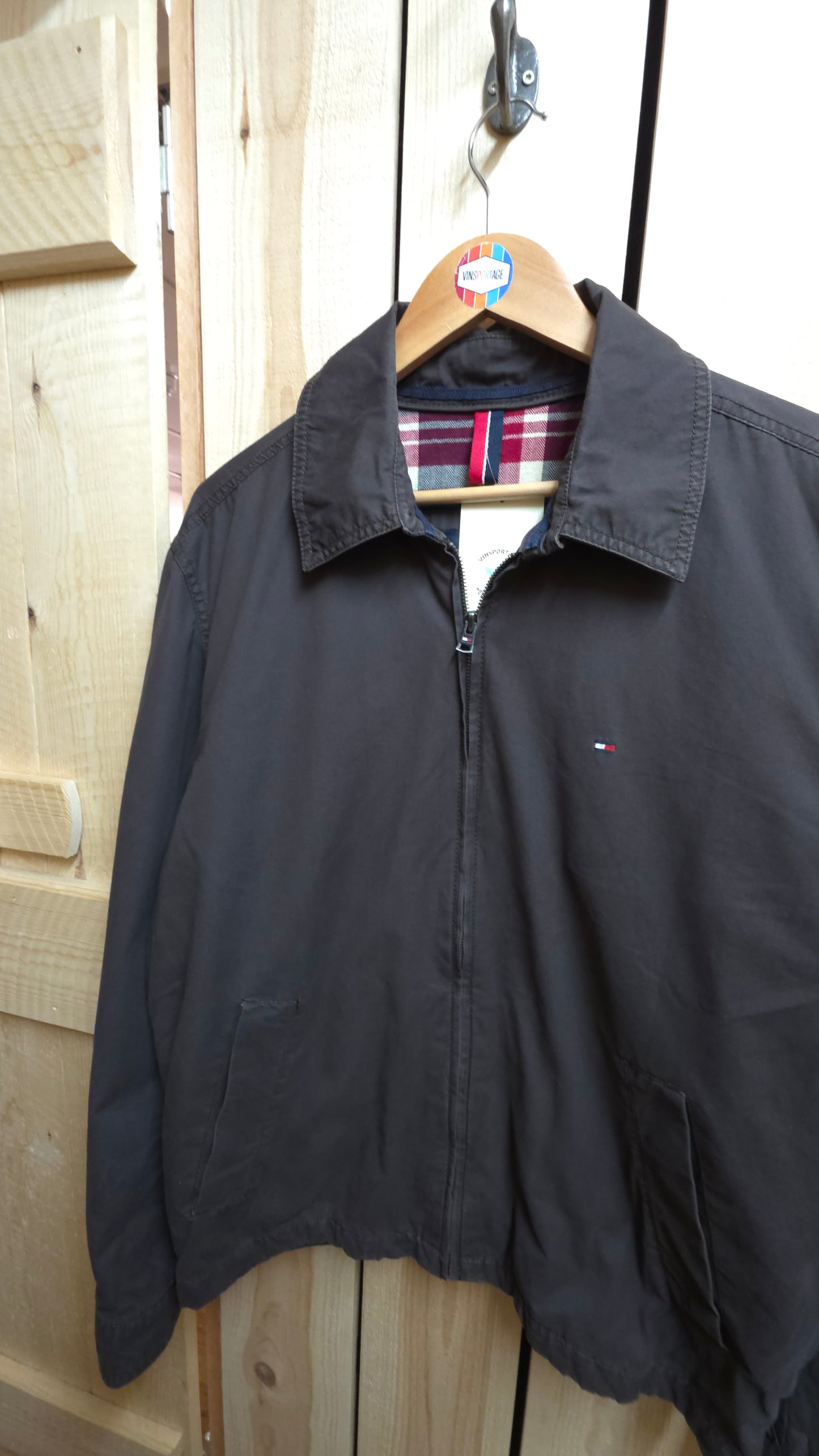 Vintage Tommy Hilfiger fleece lined harrington jacket in brown - medium/large