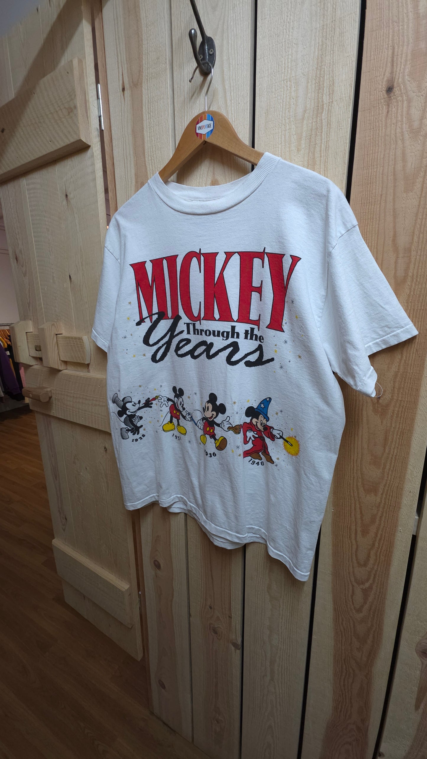 Rare 90s Disney designs Mickey through the years single stitch graphic t-shirt in white - large