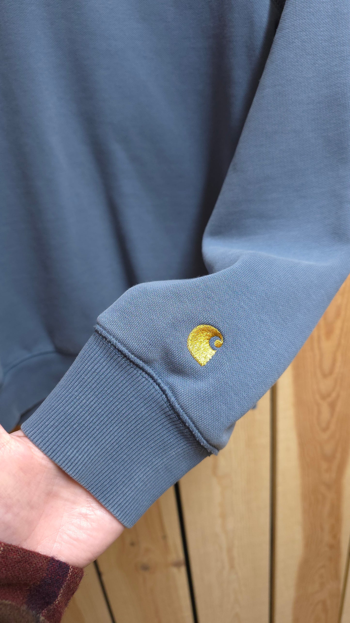 Carhartt chase sweatshirt in blue - size small